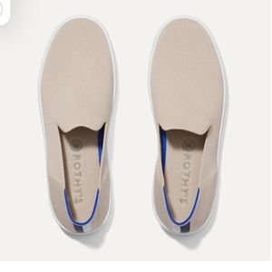 Rothy’s The Sneaker Sand slip on Guc size 8.5